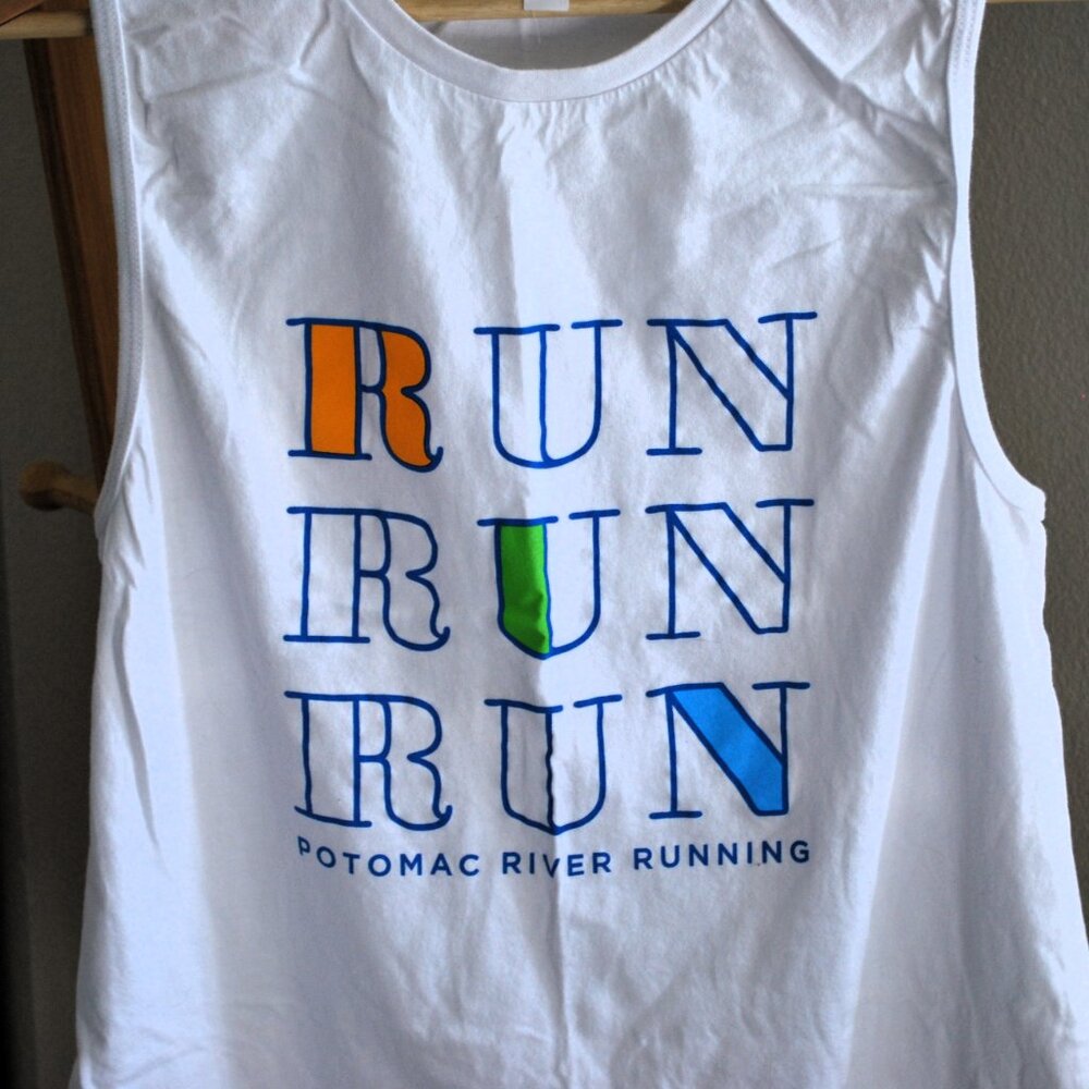 RUN RUN RUN muscle tank - Picture 3 of 4